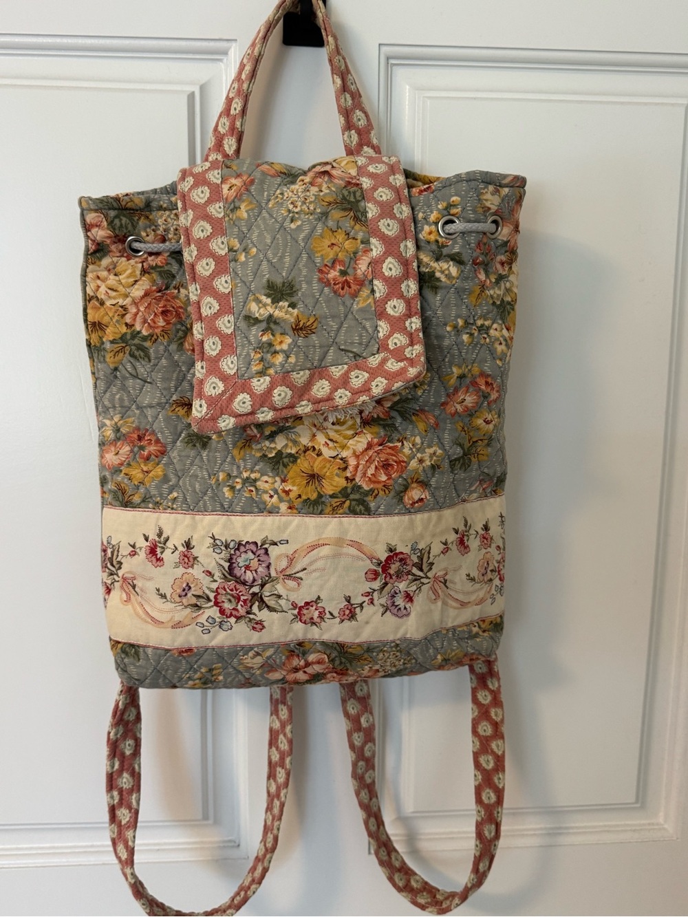 Vintage Quilted Floral Drawstring Backpack - Blue, Pink Floral